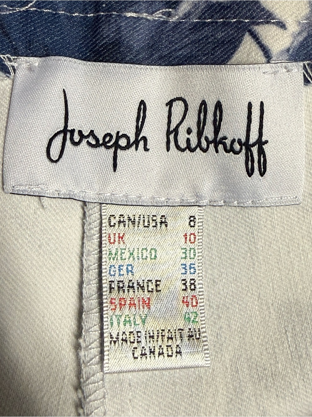 Joseph Ribkoff Floral Print Cropped Pants
Size 8 - Picture 8 of 8